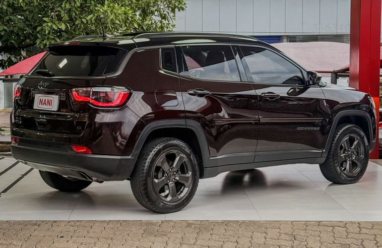 Jeep Compass 2.0 TDI Série S 4WD - Foto #4