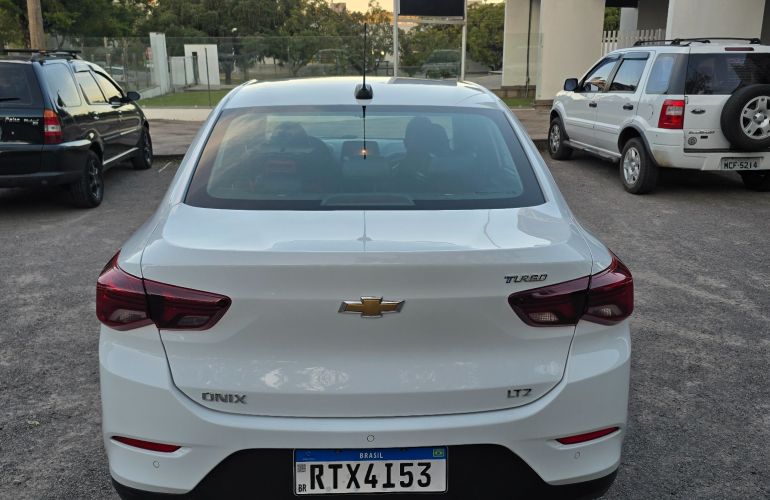 Chevrolet Onix Plus 1.0 Turbo LTZ - Foto #2
