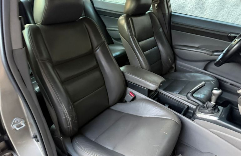 Honda New Civic LXS 1.8 16V (Flex) - Foto #9