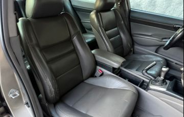 Honda New Civic LXS 1.8 16V (Flex) - Foto #9