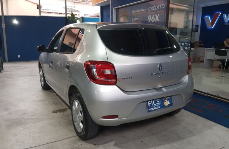 Renault Sandero Authentique 1.0 12V SCe (Flex) - Foto #3