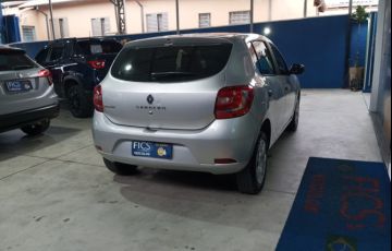 Renault Sandero Authentique 1.0 12V SCe (Flex) - Foto #5