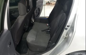 Renault Sandero Authentique 1.0 12V SCe (Flex) - Foto #8