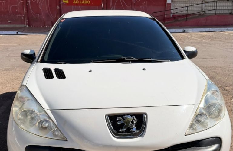 Peugeot 207 Hatch Quiksilver 1.4 8V (flex) (4 p.) - Foto #7