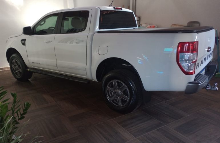 Ford Ranger 2.2 CD XLS (Aut) - Foto #2