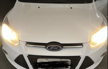 Ford Focus Sedan Titanium Plus 2.0 16V PowerShift (Aut) - Foto #2