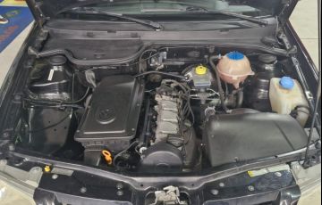 Volkswagen Gol 1.0 8V (G4)(Flex)4p - Foto #7