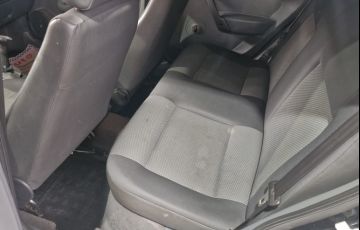 Volkswagen Gol 1.0 8V (G4)(Flex)4p - Foto #9