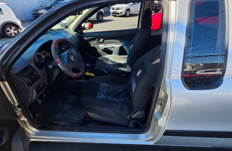 Fiat Strada Trekking 1.4 (Flex) (Cabine Estendida) - Foto #5