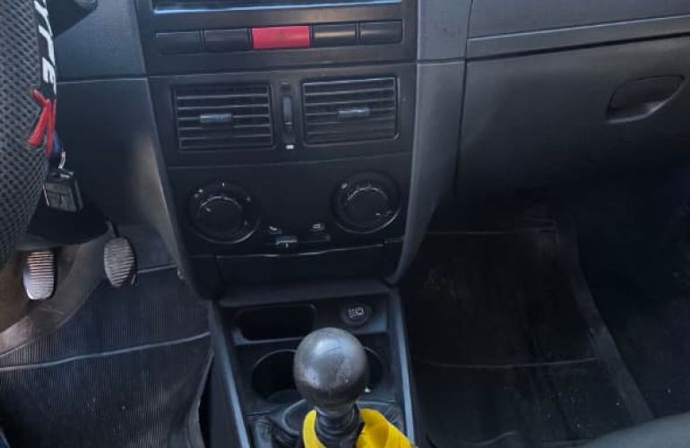 Fiat Strada Trekking 1.4 (Flex) (Cabine Estendida) - Foto #6