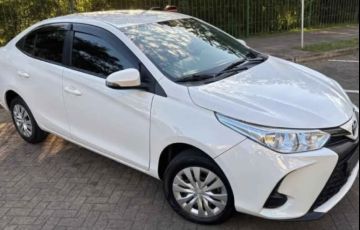 Toyota Yaris Sedan 1.5 XL CVT - Foto #6