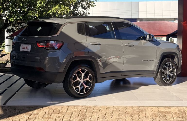 Jeep Compass 1.3 T270 Longitude (Aut) - Foto #4