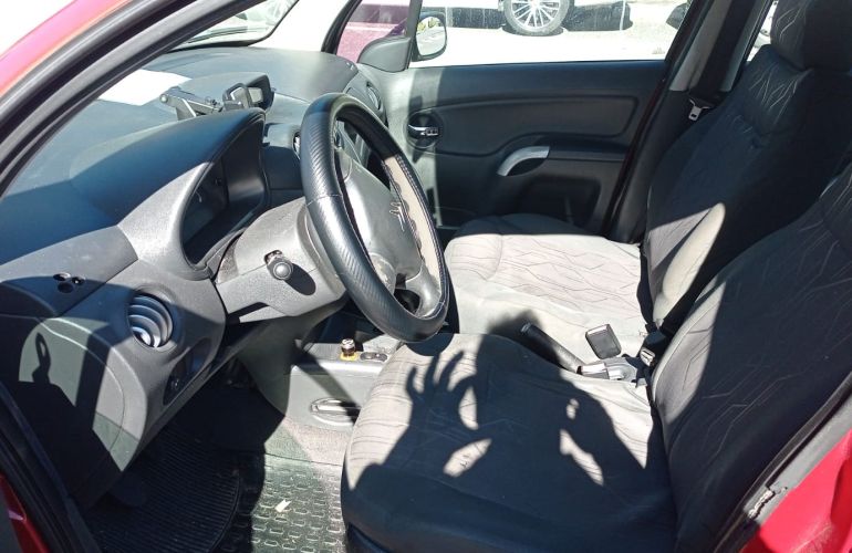 Citroën C3 GLX 1.4 8V (flex) - Foto #9