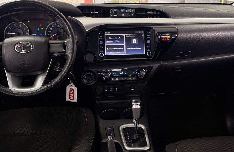 Toyota Hilux 2.8 TDI CD SR 4x4 (Aut) - Foto #5