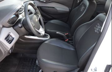 Chevrolet Onix 1.0 LT SPE/4 - Foto #9