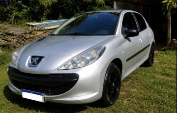 Peugeot 207 Hatch XR 1.4 8V (flex) 4p - Foto #5