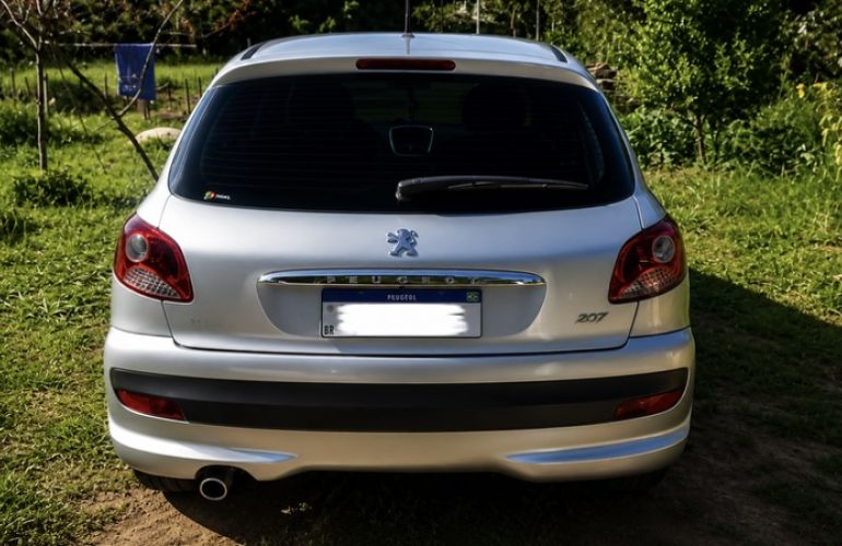 Peugeot 207 Hatch XR 1.4 8V (flex) 4p - Foto #6