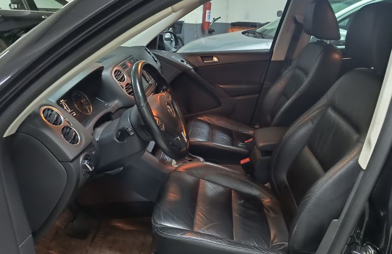Volkswagen Tiguan 2.0 TSI 4WD - Foto #3