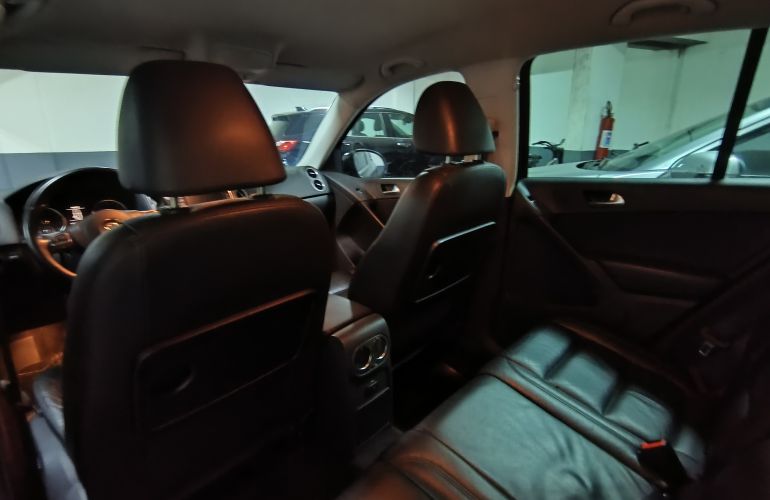Volkswagen Tiguan 2.0 TSI 4WD - Foto #4