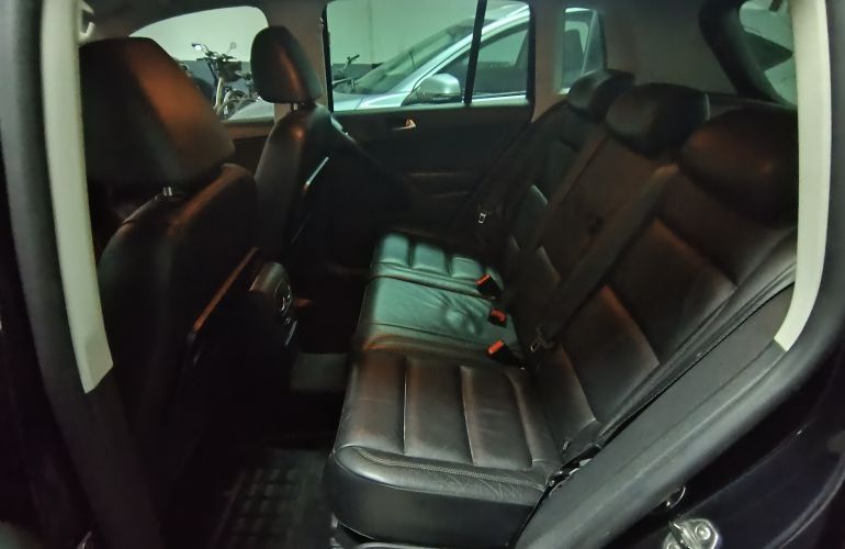 Volkswagen Tiguan 2.0 TSI 4WD - Foto #5