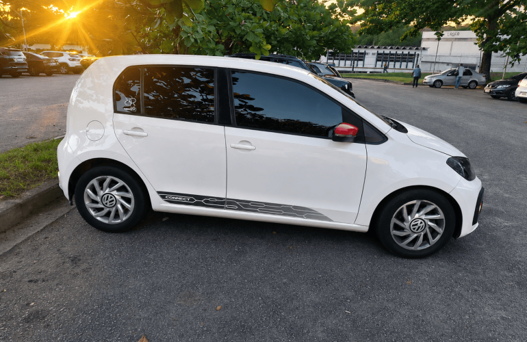 Volkswagen up! 1.0 TSI Connect - Foto #3