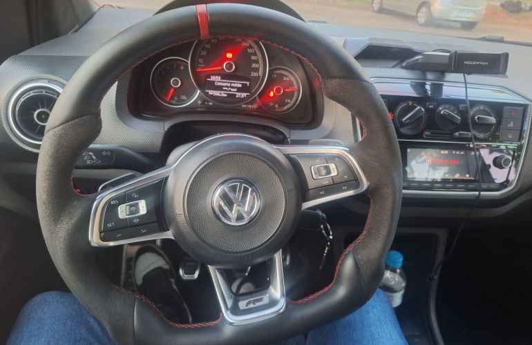 Volkswagen up! 1.0 TSI Connect - Foto #9