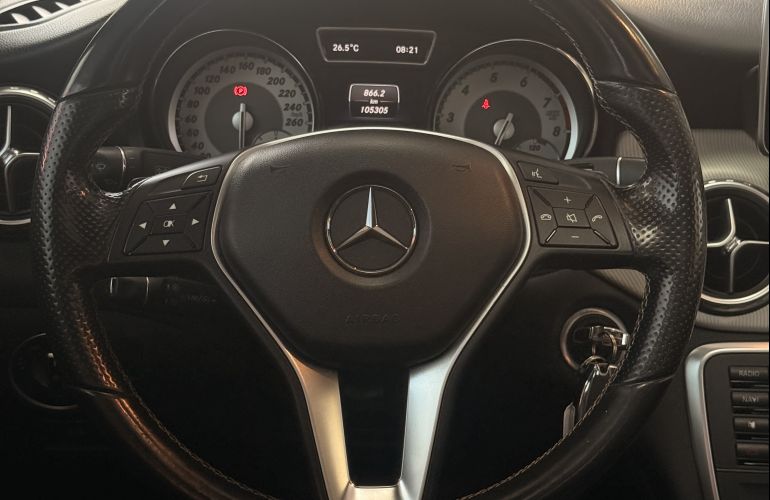 Mercedes-Benz GLA 250 Vision - Foto #3
