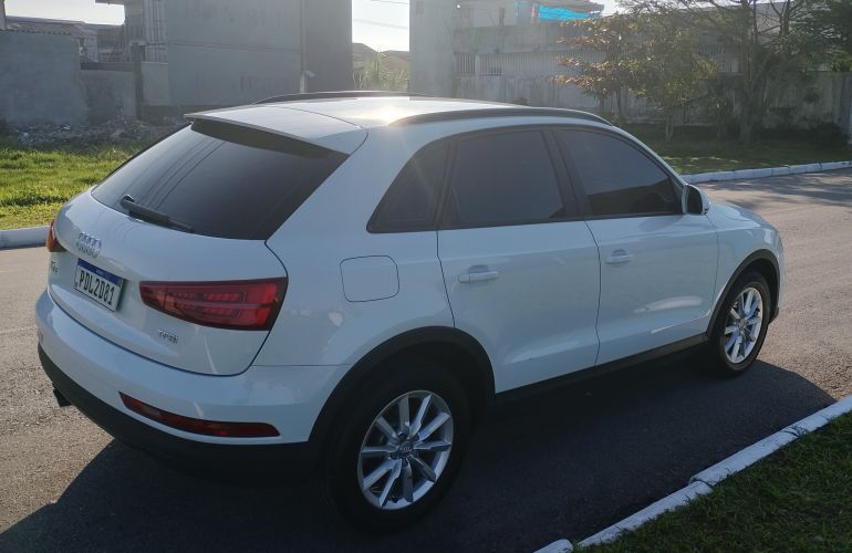 Audi Q3 1.4 TFSI Ambition S Tronic - Foto #2