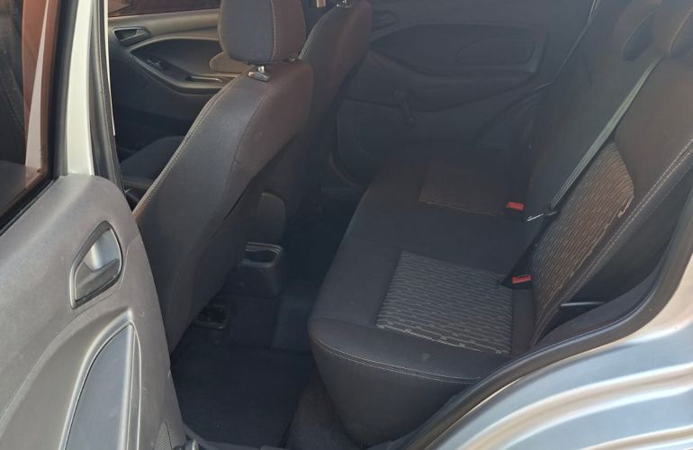Ford Ka Sedan SE Plus 1.5 16v (Flex) - Foto #5