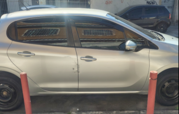 Peugeot 208 Active 1.2 12V (Flex) - Foto #4