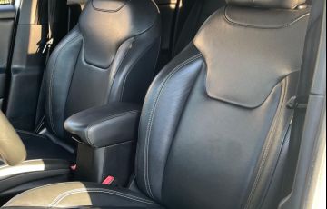Jeep Renegade 2.0 TDI Longitude 4WD - Foto #6