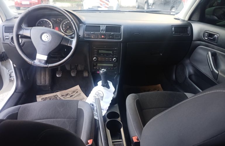 Volkswagen Golf Sportline 1.6 (Flex) - Foto #6