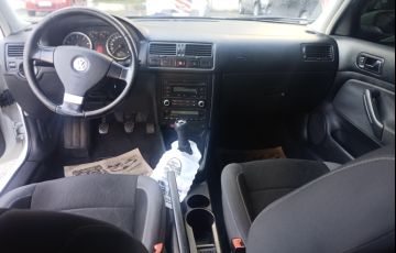Volkswagen Golf Sportline 1.6 (Flex) - Foto #6