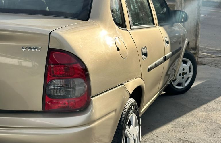 Chevrolet Corsa Sedan Classic Life 1.0 (Flex) - Foto #2