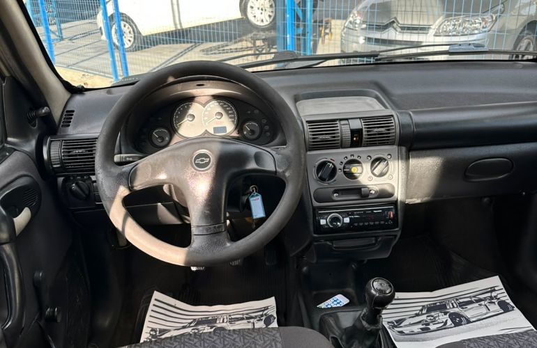 Chevrolet Corsa Sedan Classic Life 1.0 (Flex) - Foto #6