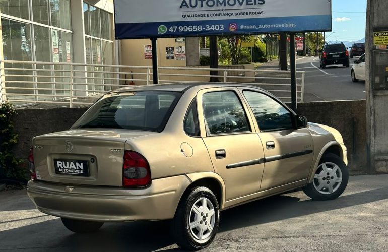 Chevrolet Corsa Sedan Classic Life 1.0 (Flex) - Foto #8
