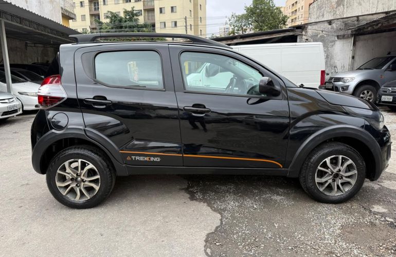 Fiat Mobi 1.0 Trekking - Foto #9
