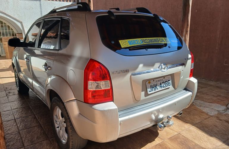 Hyundai Tucson GL 2.0 16V (aut.) - Foto #2