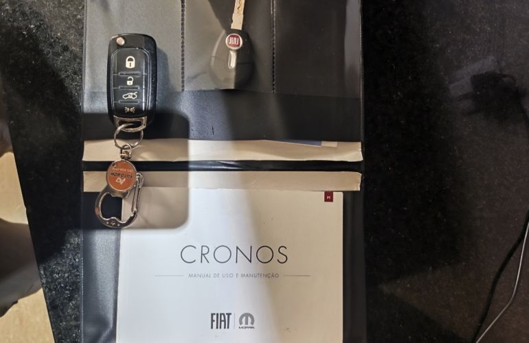 Fiat Cronos 1.3 Drive (Aut) - Foto #2
