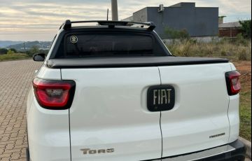 Fiat Toro Freedom 1.8 AT6 4x2 (Flex) - Foto #3