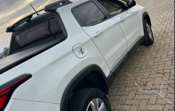 Fiat Toro Freedom 1.8 AT6 4x2 (Flex) - Foto #4
