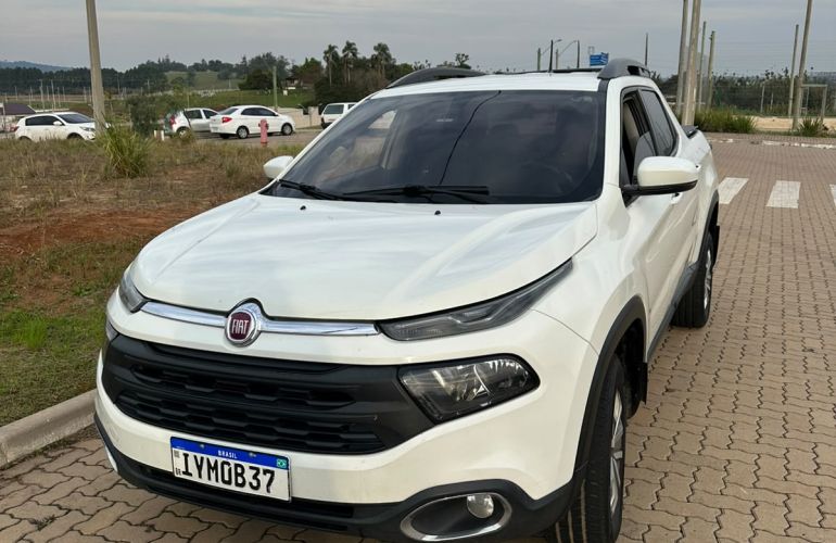 Fiat Toro Freedom 1.8 AT6 4x2 (Flex) - Foto #5