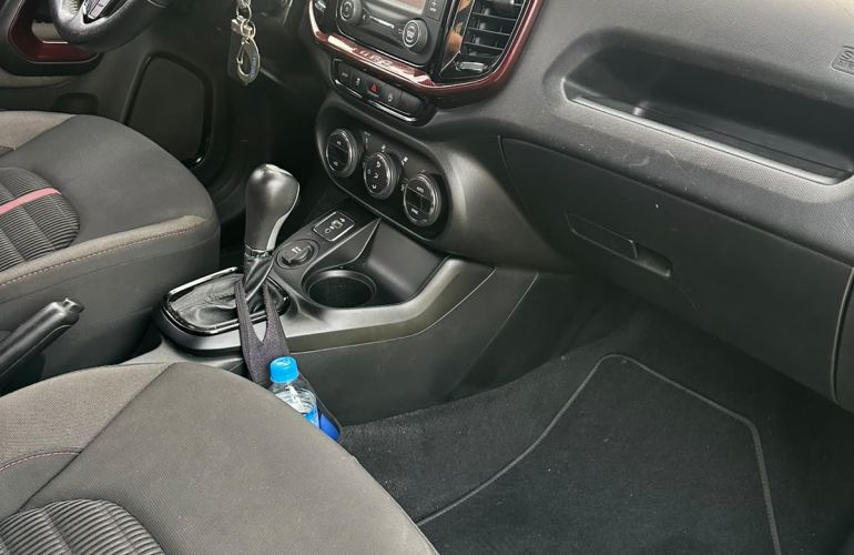 Fiat Toro Freedom 1.8 AT6 4x2 (Flex) - Foto #10