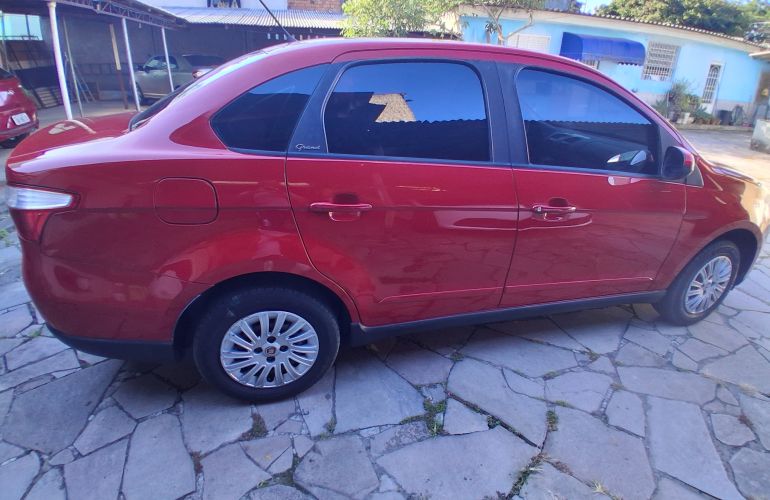 Fiat Grand Siena Attractive 1.4 8V (Flex) - Foto #2