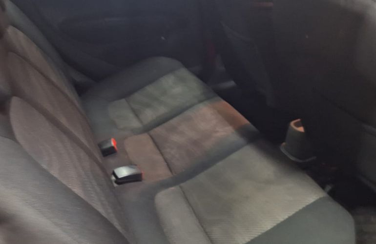 Fiat Punto Attractive 1.4 (Flex) - Foto #5