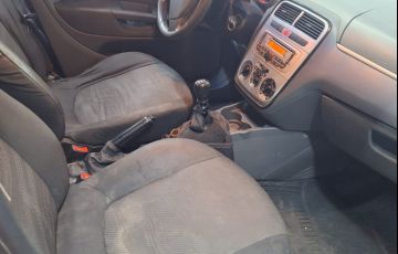 Fiat Punto Attractive 1.4 (Flex) - Foto #6