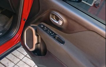 Jeep Renegade Longitude 1.8 (Aut) (Flex) - Foto #9