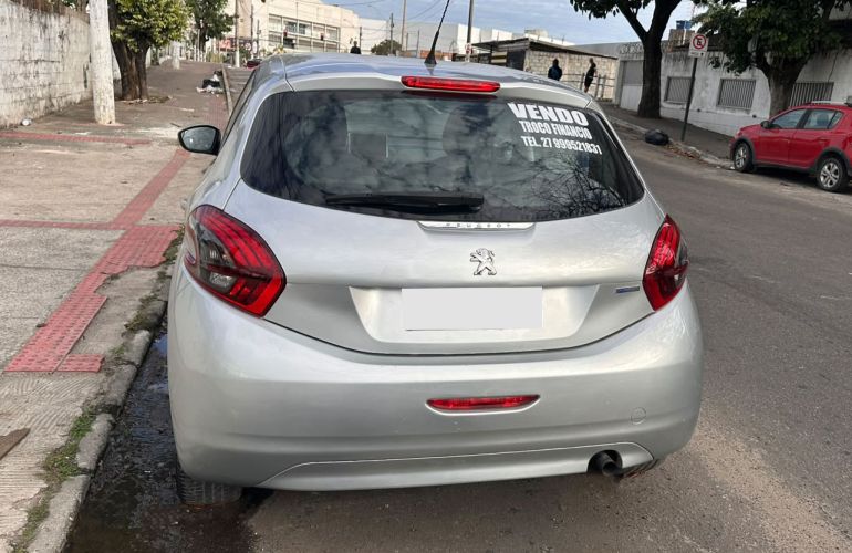 Peugeot 208 Active 1.2 12V (Flex) - Foto #3
