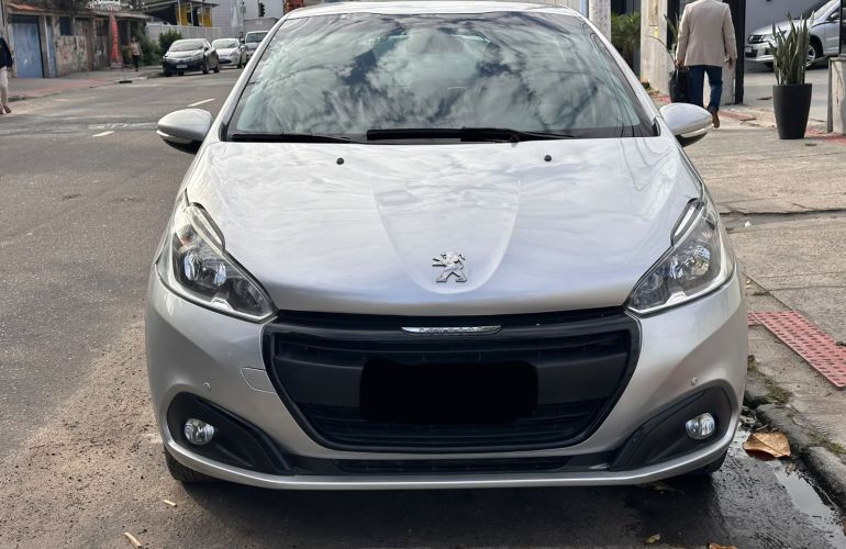 Peugeot 208 Active 1.2 12V (Flex) - Foto #4