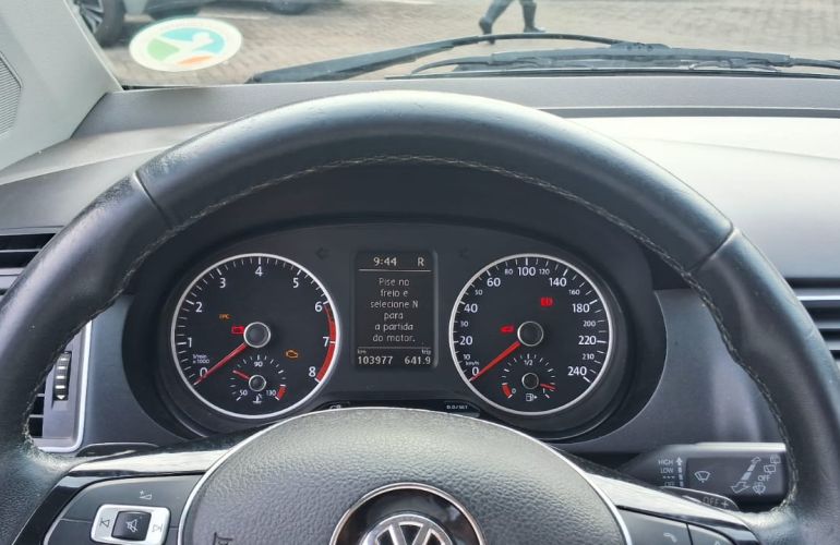 Volkswagen Fox 1.6 16v MSI Highline I-Motion (Flex) - Foto #3